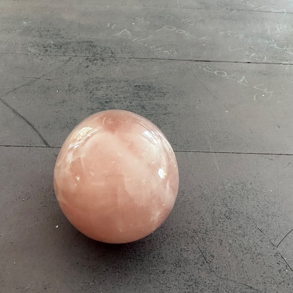 Rose Quarts Chrystal Egg New - Picture 3 of 4